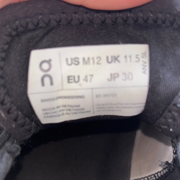 On Running Men's Black and Gray Athletic Shoes SZ 12 - Picture 8 of 9